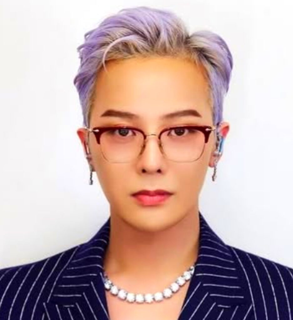 G DRAGON 出典：インスタグラムより