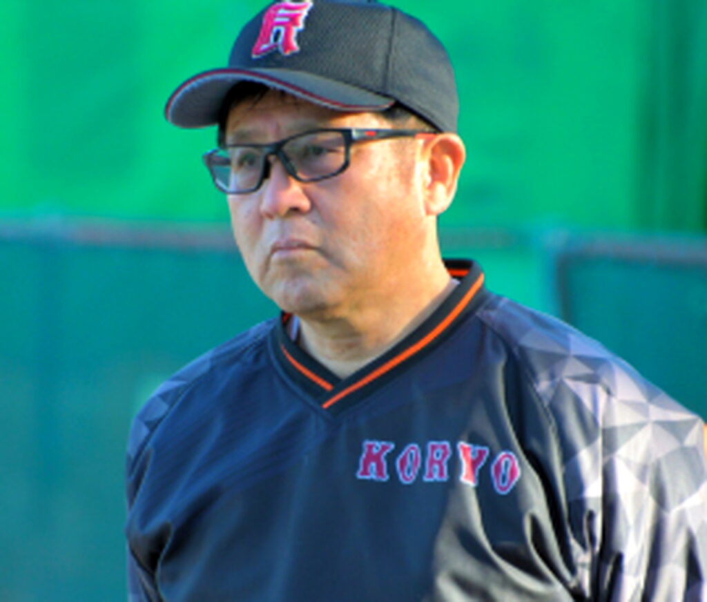 広陵高校 監督 出典：朝日新聞より